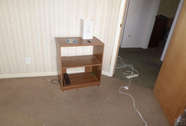 1629 Maplewood Dr, Pueblo, CO 81005