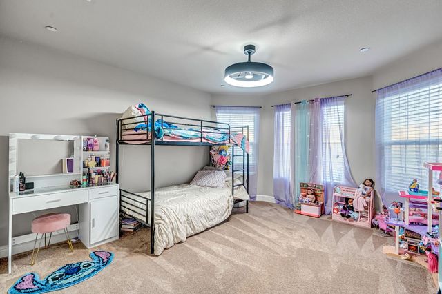 2424 Las Rosas Avenue, Clovis, CA 93619