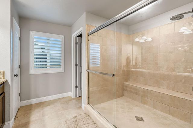 2424 Las Rosas Avenue, Clovis, CA 93619