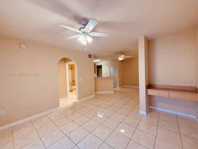 204 Belmont Ln 102, North Lauderdale, FL 33068