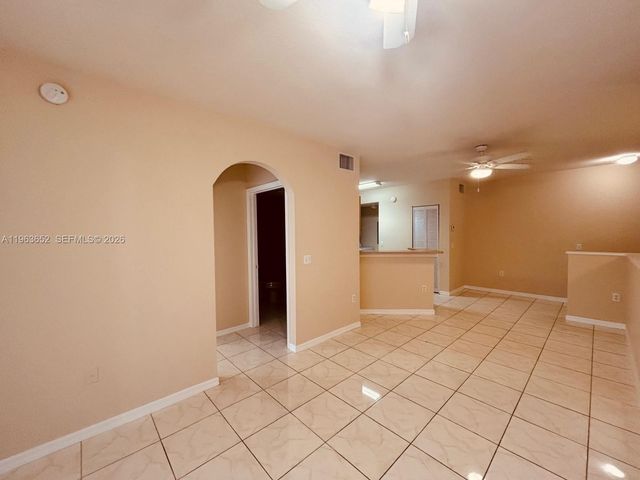 204 Belmont Ln 102, North Lauderdale, FL 33068