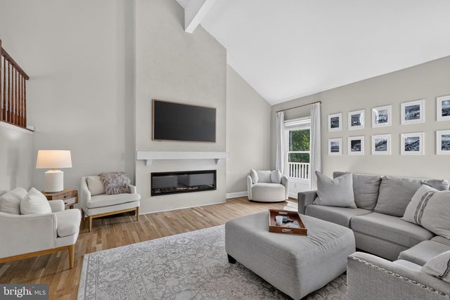 2299 WARNER RD, Lansdale, PA 19446