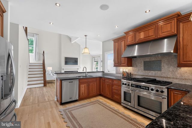 2299 WARNER RD, Lansdale, PA 19446