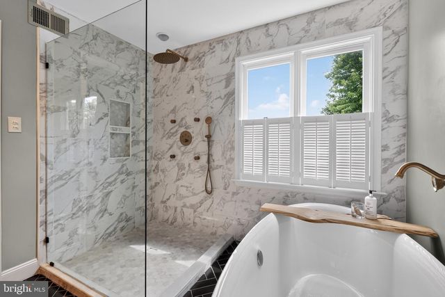 2299 WARNER RD, Lansdale, PA 19446