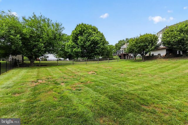 2299 WARNER RD, Lansdale, PA 19446