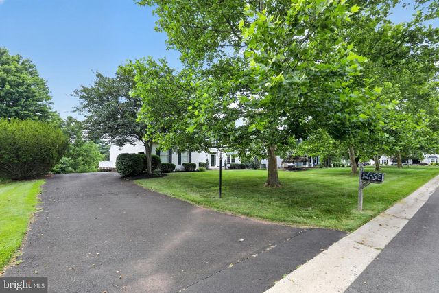 2299 WARNER RD, Lansdale, PA 19446