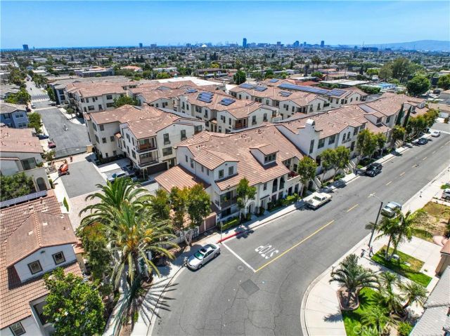 1895 Orizaba Avenue 104, Signal Hill, CA 90755