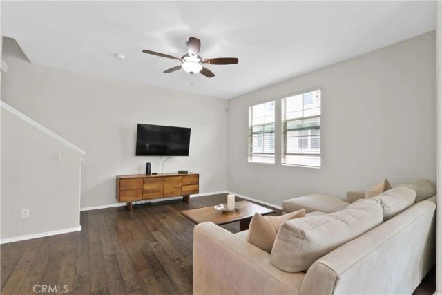 1895 Orizaba Avenue 104, Signal Hill, CA 90755
