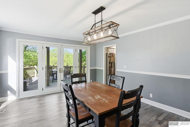 909 Ridgewood Court, Bellevue, NE 68005