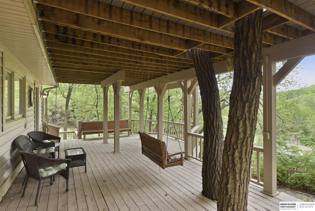 909 Ridgewood Court, Bellevue, NE 68005