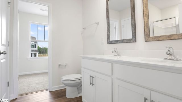 104 Elgin Drive, Laurens, SC 29360