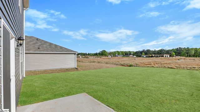 104 Elgin Drive, Laurens, SC 29360