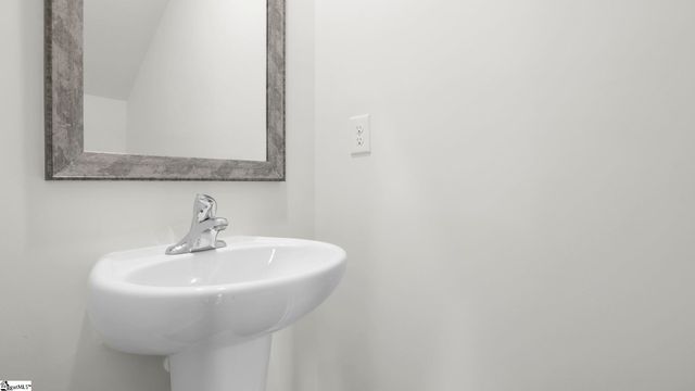 104 Elgin Drive, Laurens, SC 29360