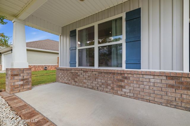 6602 Eastland Circle, Biloxi, MS 39532