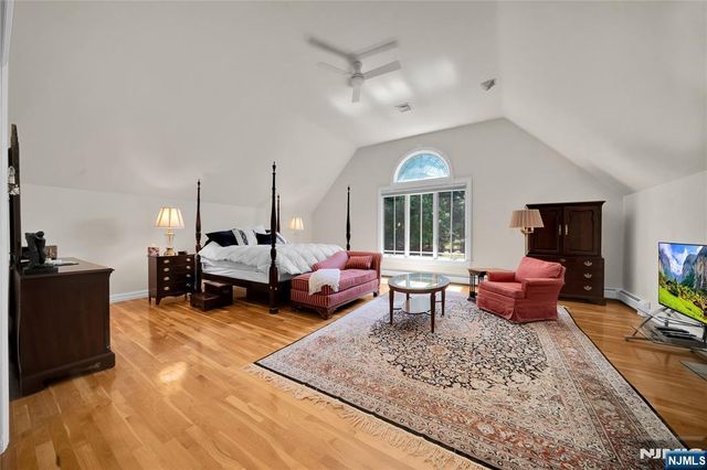 837 Apple Ridge Road, Franklin Lakes, NJ 07417