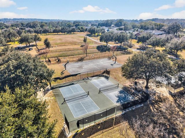 14174 THOROUGHBRED DRIVE, Dade City, FL 33525