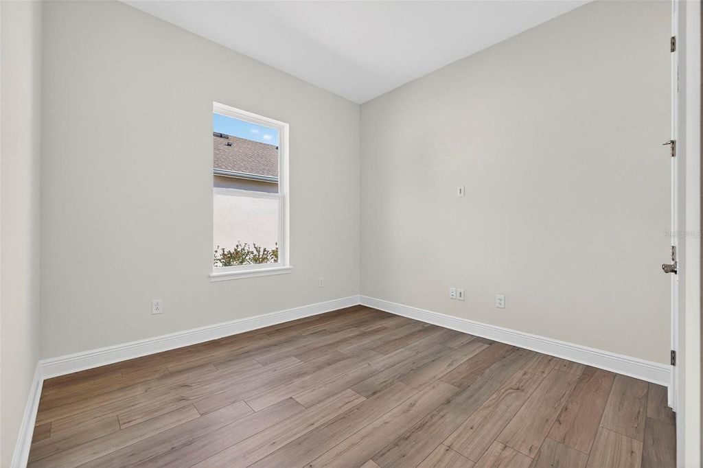 Image 26 of property listing at 14174 THOROUGHBRED DRIVE, Dade City, FL 33525