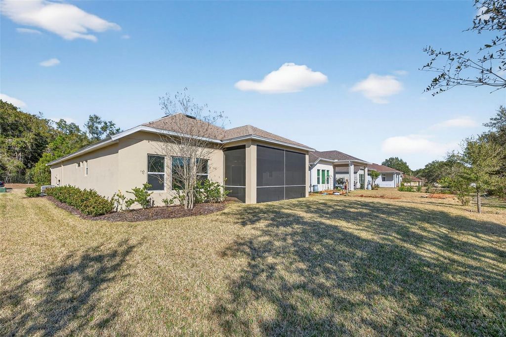 Image 35 of property listing at 14174 THOROUGHBRED DRIVE, Dade City, FL 33525