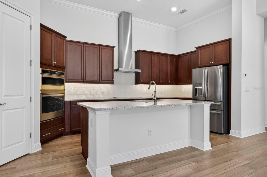 Image 10 of property listing at 14174 THOROUGHBRED DRIVE, Dade City, FL 33525