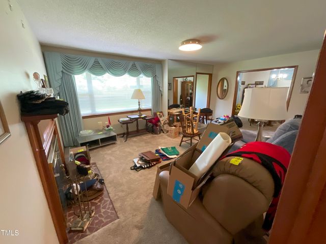 5924 Woodcrest Drive, Raleigh, NC 27603