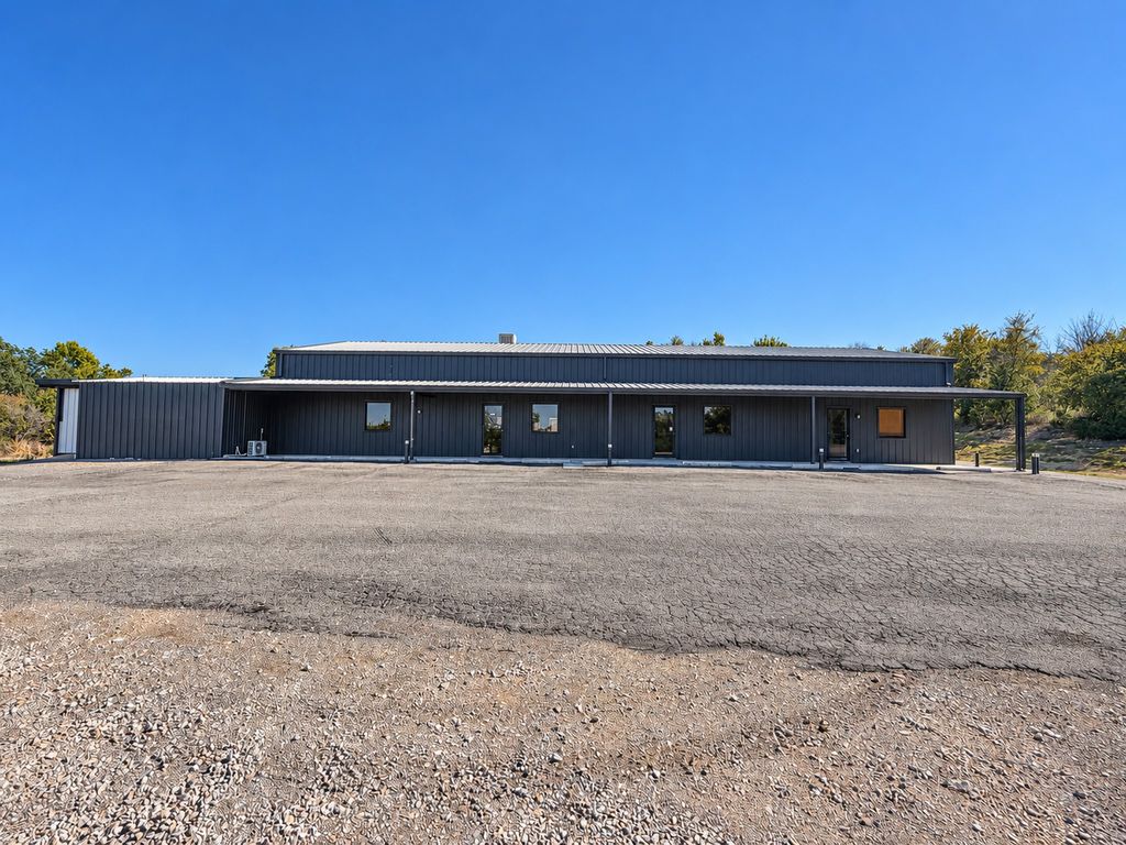 2524 Azle Highway, Weatherford, TX 76085 — exterior