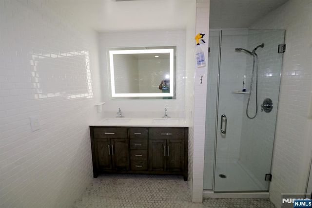 411-419 Chestnut 3C, Newark, NJ 07105