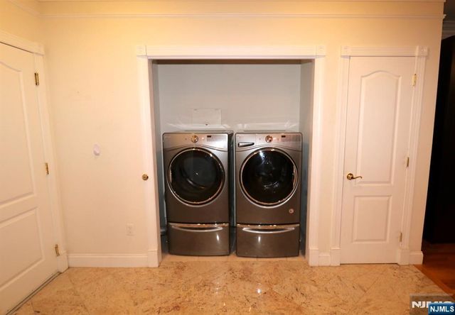411-419 Chestnut 3C, Newark, NJ 07105