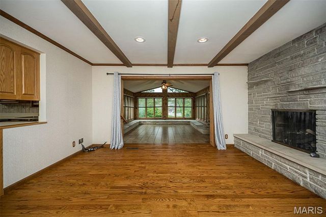 336 Hackmann Lane, Creve Coeur, MO 63141