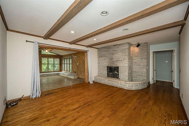 336 Hackmann Lane, Creve Coeur, MO 63141