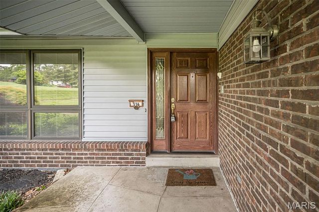 336 Hackmann Lane, Creve Coeur, MO 63141