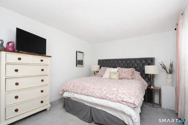 20-A Seymour Street, Windsor, CT 06095