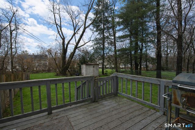 20-A Seymour Street, Windsor, CT 06095