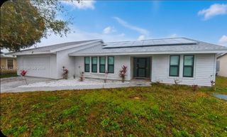 333 NE Greenbrier Avenue, Port St. Lucie, Port St Lucie, FL 34983