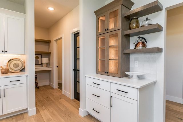 8750 Yeager Lane NE, Cedar Rapids, IA 52402