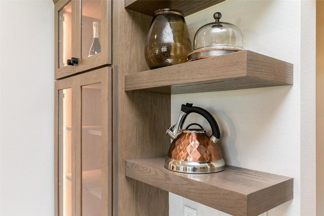 8750 Yeager Lane NE, Cedar Rapids, IA 52402