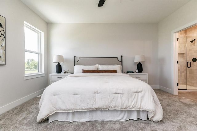 8750 Yeager Lane NE, Cedar Rapids, IA 52402