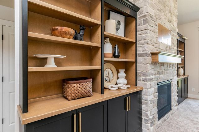 8750 Yeager Lane NE, Cedar Rapids, IA 52402