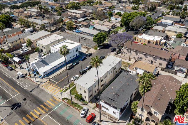 8325 Avalon Boulevard, Los Angeles, CA 90003