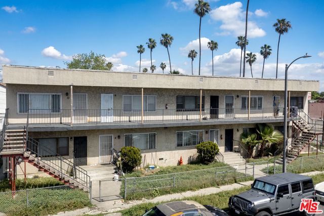 8325 Avalon Boulevard, Los Angeles, CA 90003