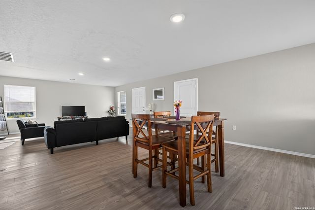 7202 Rosada way, San Antonio, TX 78218