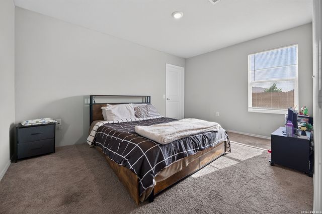 7202 Rosada way, San Antonio, TX 78218