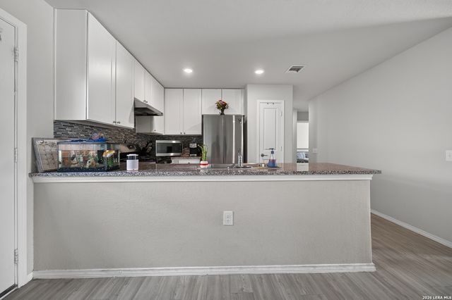 7202 Rosada way, San Antonio, TX 78218