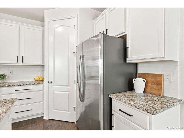 665 Dakota Ct, Erie, CO 80516