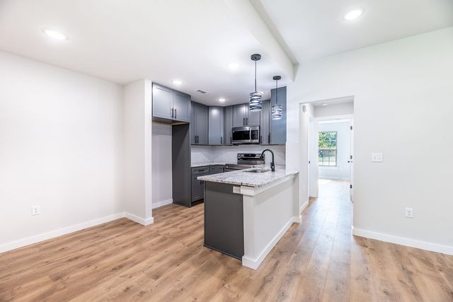 27 Dirleton Drive, Bella Vista, AR 72715