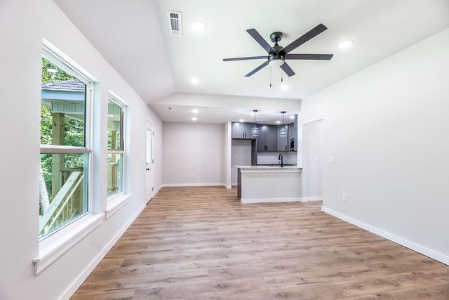 27 Dirleton Drive, Bella Vista, AR 72715