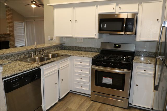 11530 Ridge Run Drive, Houston, TX 77064