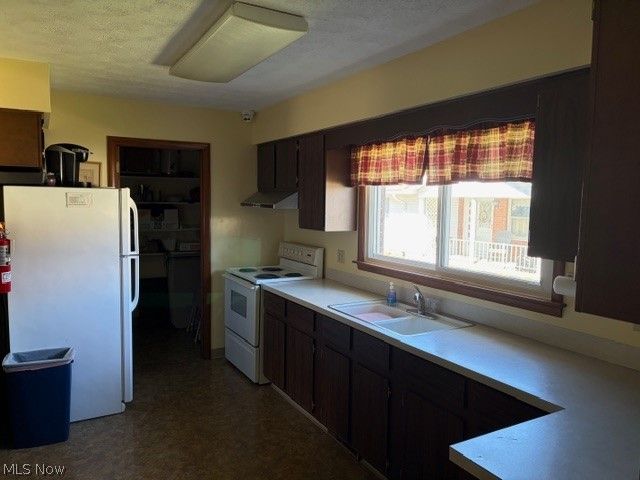 1319 Pembrooke Drive C, Salem, OH 44460