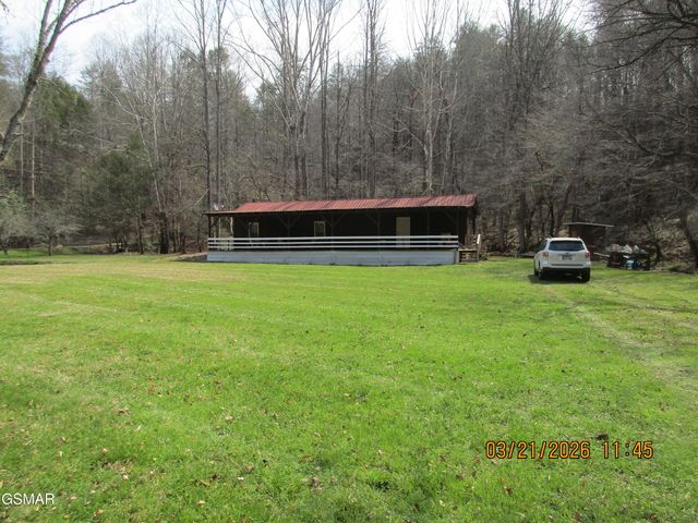 4902 Bogard Road, Cosby, TN 37722