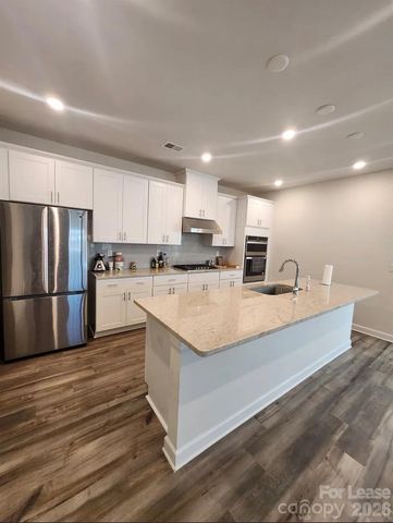 406 Cranford Drive, Pineville, NC 28134