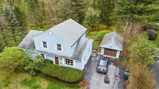 105 Rochdale St, Auburn, MA 01501